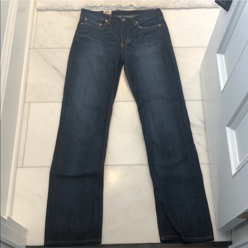 Bundle of 2 men’s jeans new with and without tags